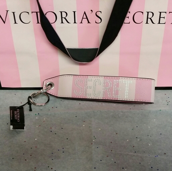 NEW! VS Signature Stripe Wristlet Strap Keychain - Picture 8 of 12